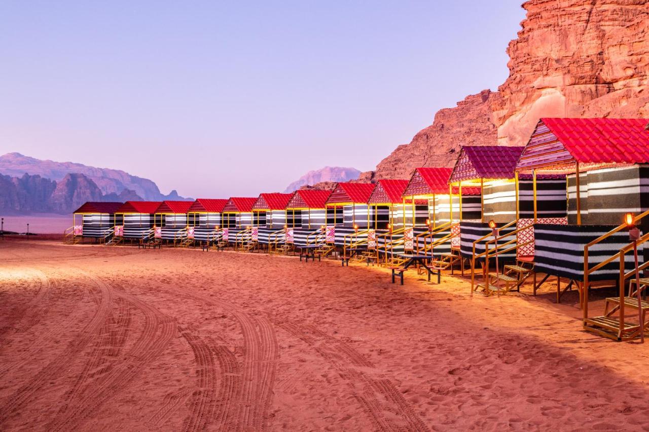 Rainbow Camp Hotel Wadi Rum Exterior foto