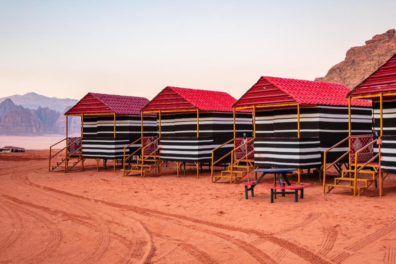 Rainbow Camp Hotel Wadi Rum Exterior foto